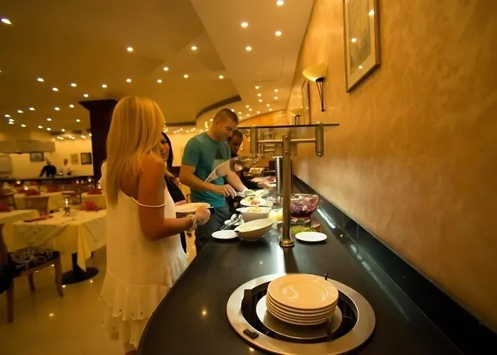 Tropicana Tivoli 4*